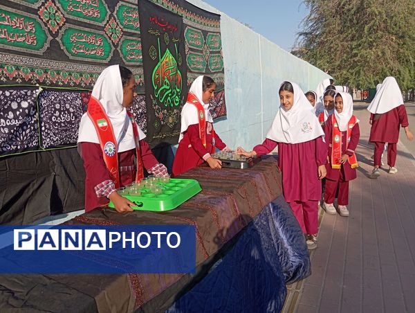 حال و هوای معنوی در دبستان شهید علی رضایی بندرعباس