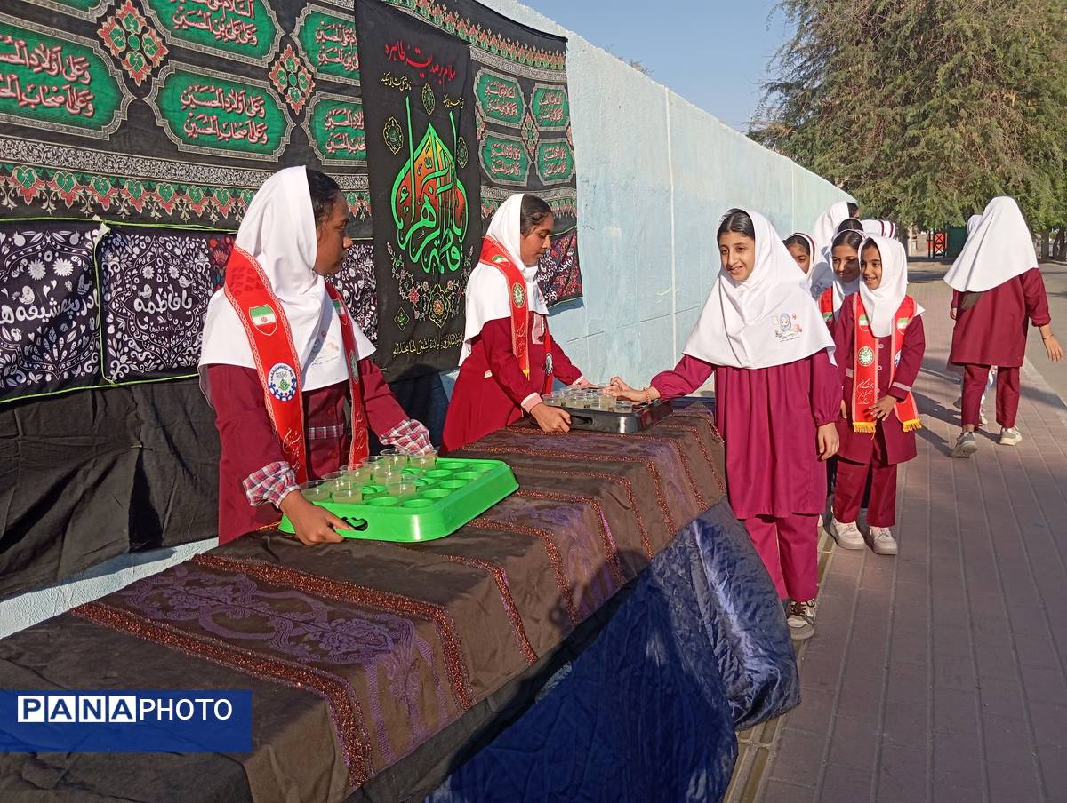 حال و هوای معنوی در دبستان شهید علی رضایی بندرعباس