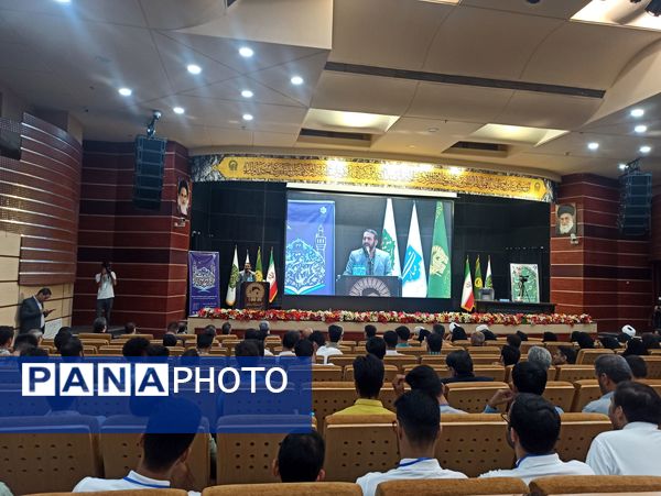 سی و دومین جشنواره فرهنگی هنری قرآن و عترت در مشهد برگزار شد