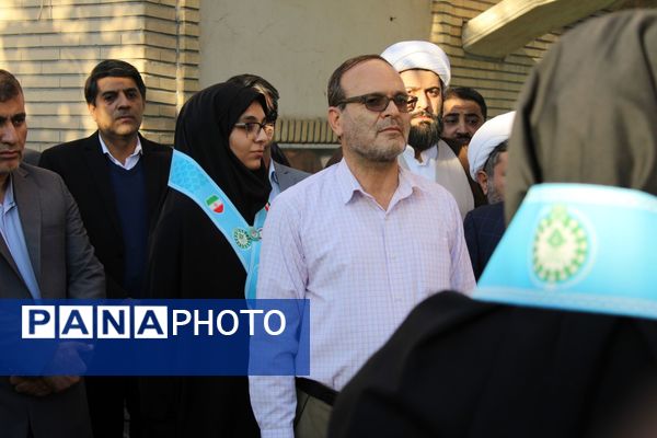 آغاز سفر وزیر میراثفرهنگی کشور به رباطکریم از امامزاده عمادالدین(ع)