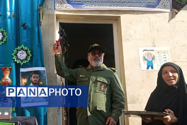 گرامیداشت هفته بسیج در مدارس ناحیه دو شهرری 