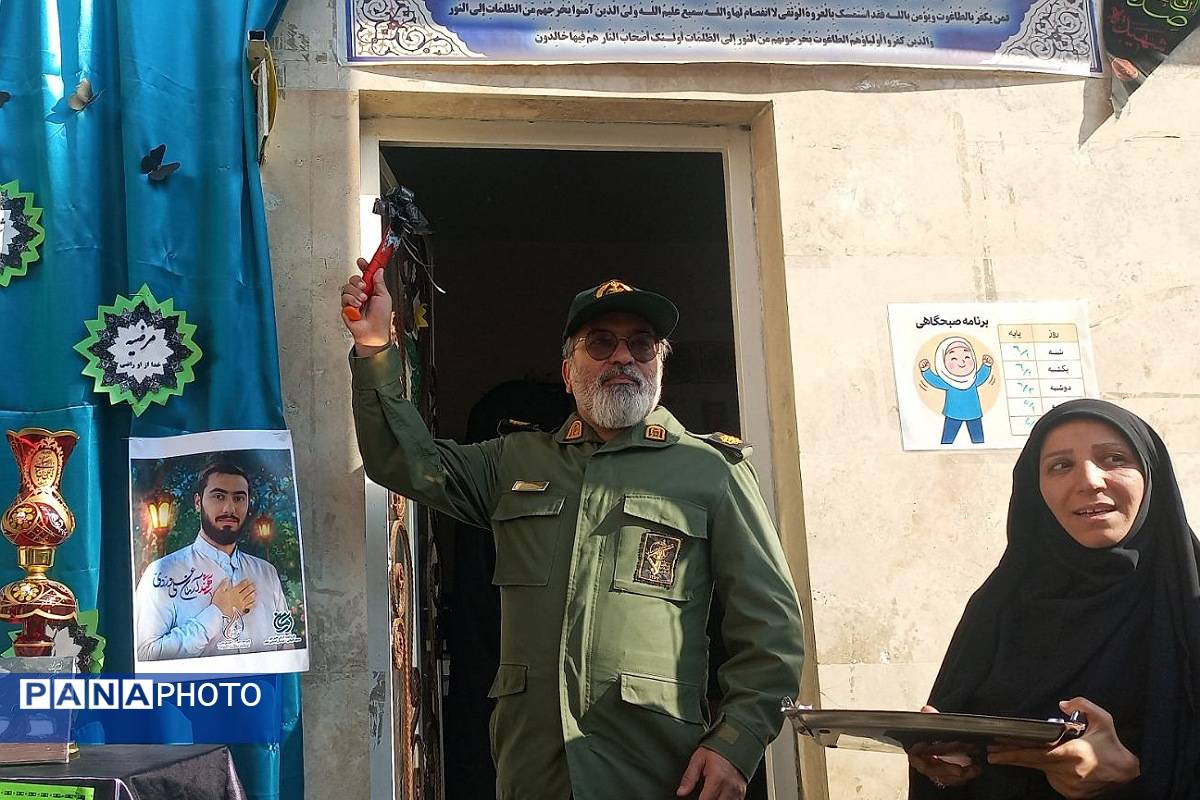 گرامیداشت هفته بسیج در مدارس ناحیه دو شهرری 