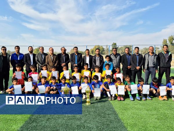 عنبرآباد میزبان فینال مسابقات مینی فوتبال