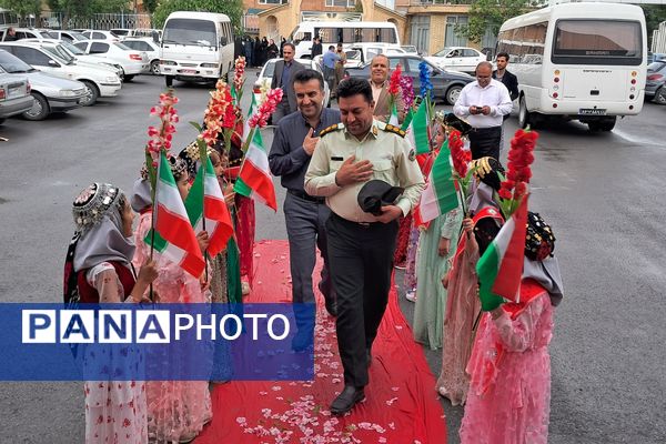 برگزاری آیین تجلیل از معلمان نمونه استان کردستان