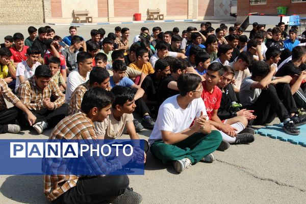 همبستگی در قامت ورزش