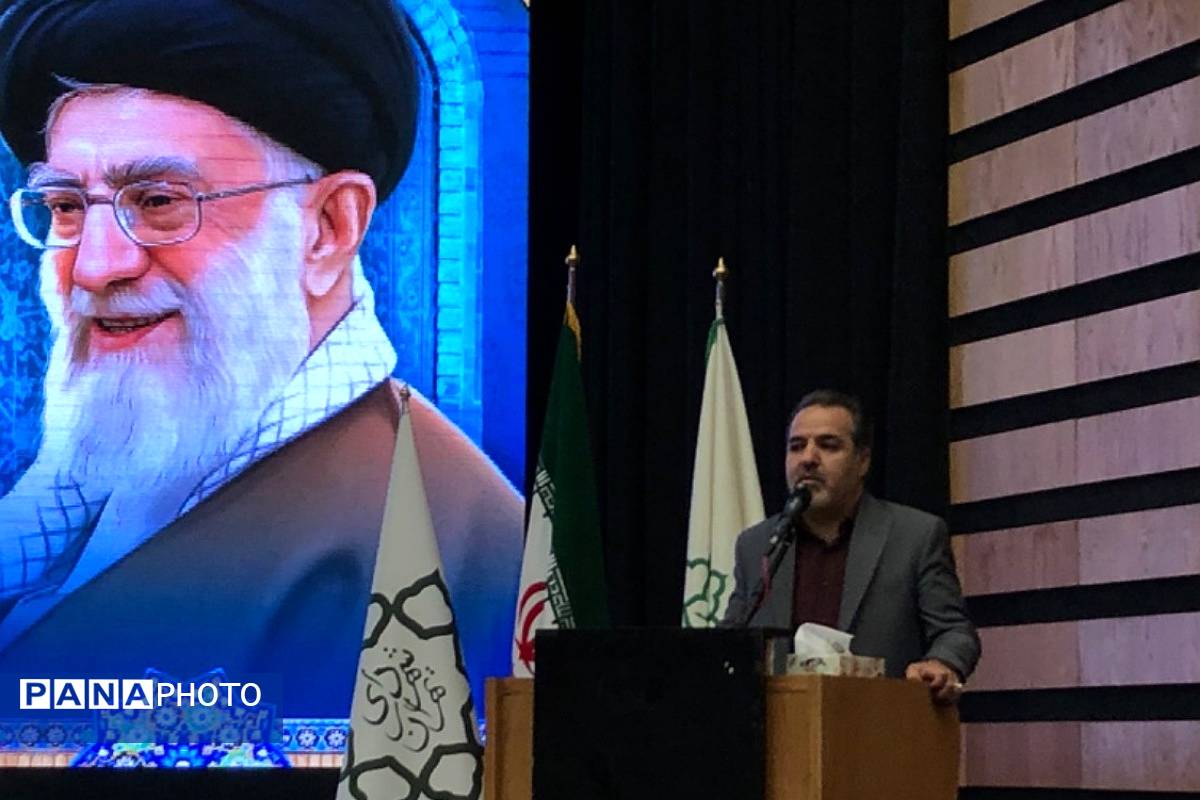 کارگاه آموزشی پیشگیری از آسیب‌های فضای مجازی در ایوان ری شهرری