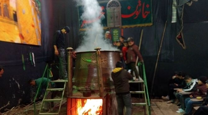  آیین سمنو پزان شهر وردنجان