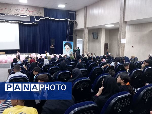 محفل دختران حاجی آباد برای تجدید بیعت با علی (ع)