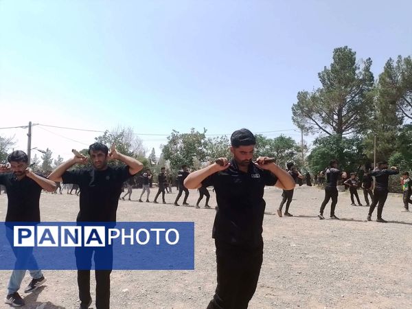 عزاداری هیئت زنجیرزنی روستای عشرت آباد در امامزاده سین حسن روستای میرآباد