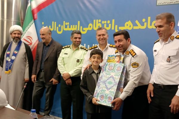 جمعی از دانش‌آموزان استان البرز به عنوان همیار پلیس انتخاب شدند