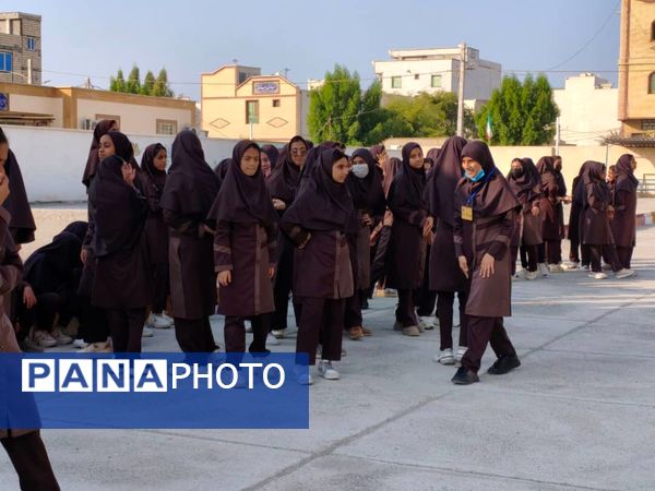 هفته «تربیت بدنی» در دبیرستان نمونه دولتی عترت شهرستان جاسک