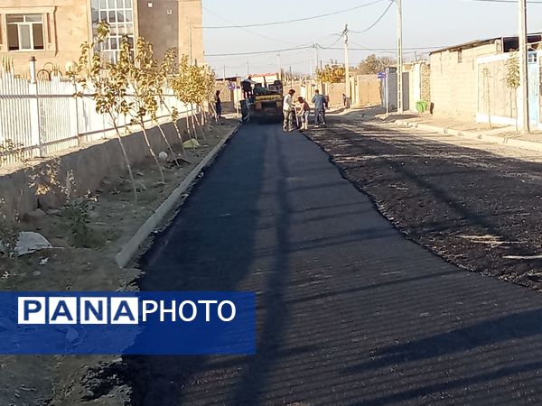 آغاز عملیات آسفالت ریزی در روستای درخت سنجد 