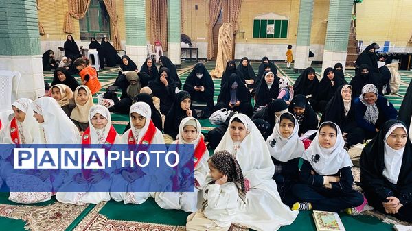 عطر قرآن در مسجد امام علی(ع) پیچید