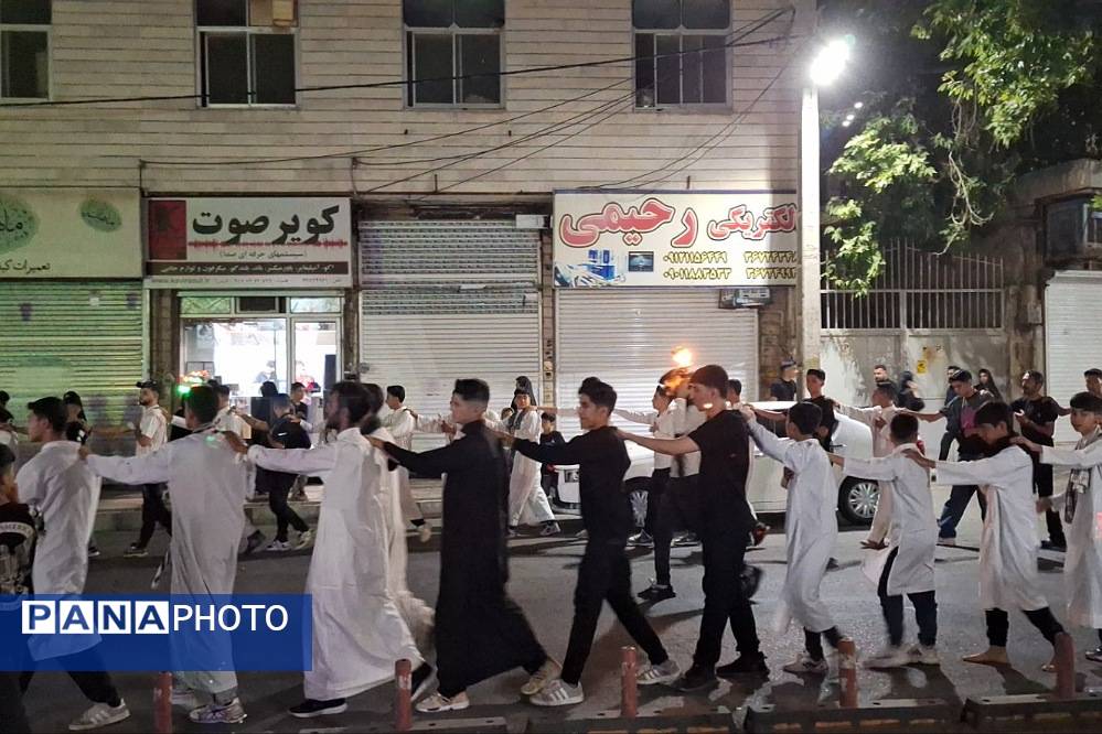 دسته عزاداری حضرت علیاکبر(ع) در شب هشتم محرم در پیشوا
