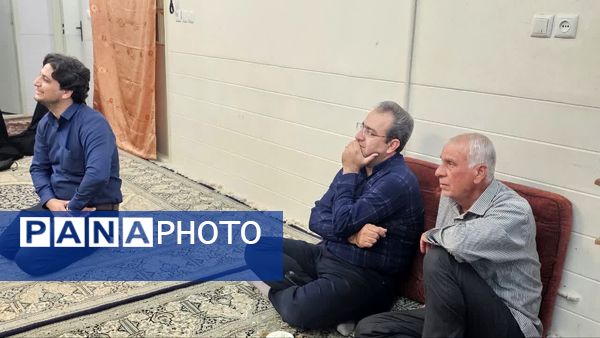 ادای احترام خبرنگاران پانا به مقام شهید جلال اقبال در چهل وششمین دیدار با خانواده شهدا