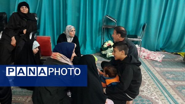 معتکفین با خانواده های خود دیدار کردند 