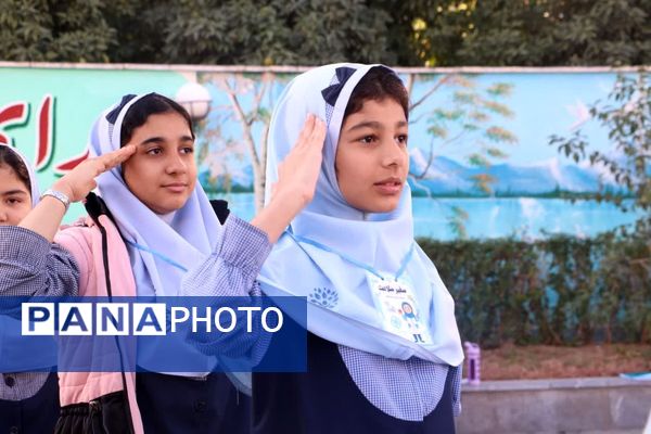 صبحگاه دانش در دبستان رجبی گرگان