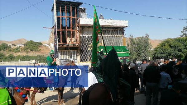 مراسم تعزیه خوانی در روز عاشورای حسینی در شهر بار 