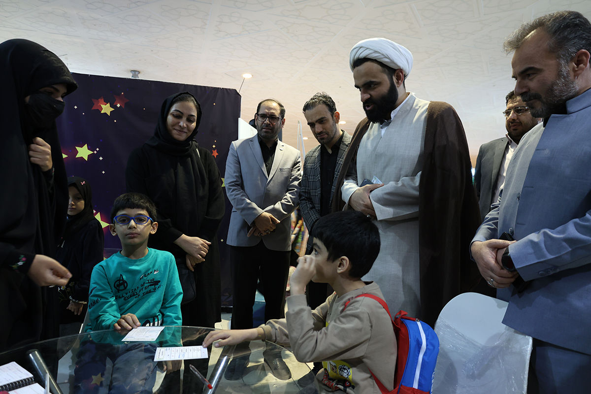 بازدید حجت‌الاسلام والمسلمین پورثانی از نمایشگاه بین‌المللی قرآن کریم