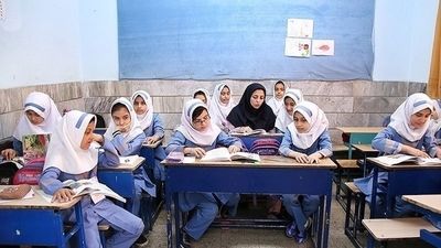 جای آموزش‌های حقوقی در مدارس خالی است