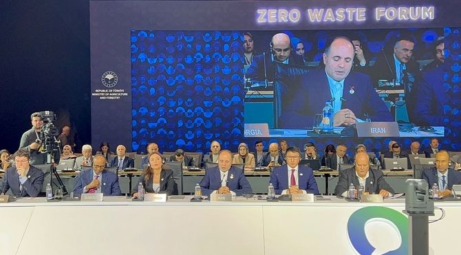 ۷۰۰ میلیون نفر در جهان گرسنه‌اند؛ متعهد شویم هیچ قطره آب و هیچ دانه غذایی تلف نشود