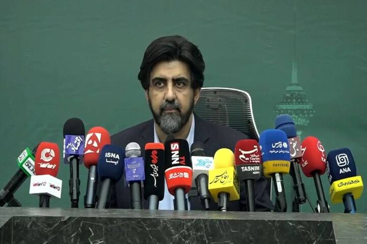 مدیریت حریم شهر تهران با اختیار کامل با شهرداری تهران است/ آمادگی شهرداری برای همکاری با دستگاه‌ها جهت ایمن‌سازی مدارس