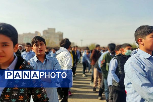 قهرمانی تیم والیبال مدرسه انصارالمهدی در مسابقات منطقه