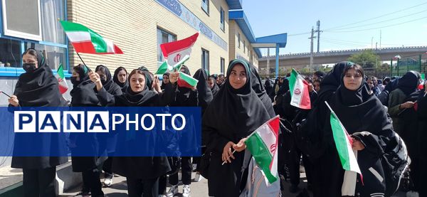 زنگ مهر و مقاومت در مدرسه مردانی آذر ناحیه ۲ تبریز