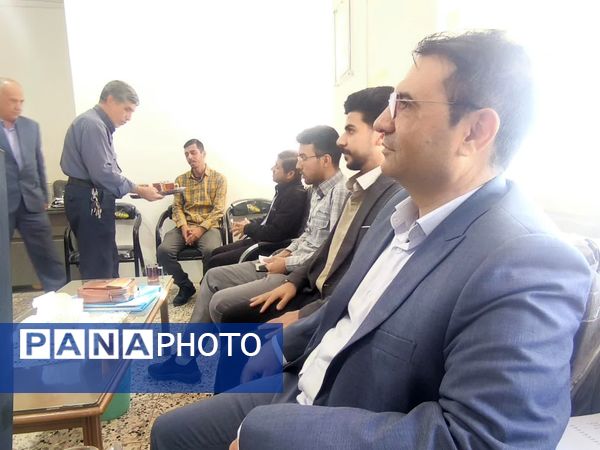 بازدید مسئولین آموزش و پرورش  از دبستان شهید پسندیده فدافن