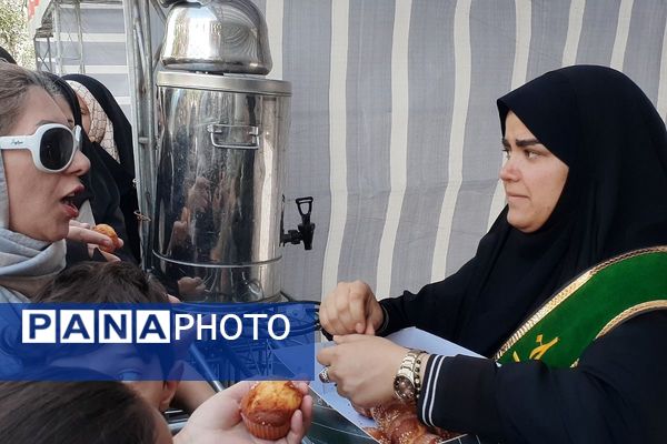 برگزاری جشن میلاد امام رضا (ع) در بهارستان ۲