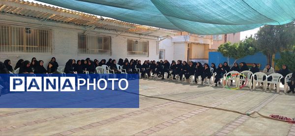 افتتاحیه المپیاد ورزشی در دبیرستان فرزانگان دوره اول 