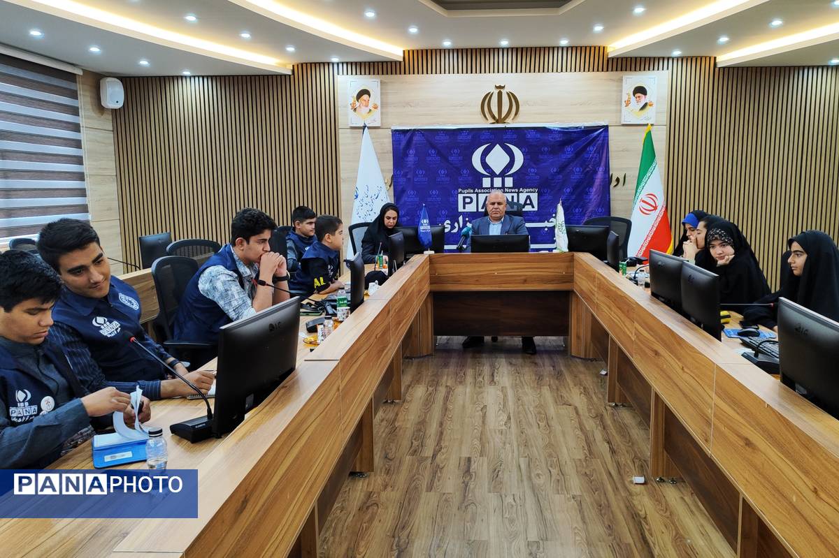 گردهمایی دانش‌آموز خبرنگاران کردستان در کلاس آموزشی «نوراوی مهر»