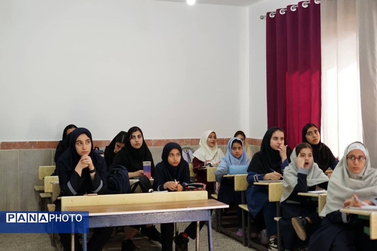 کلاس آموزش خبرنگاری در علی آباد کتول