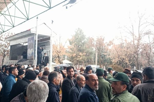 وداعی پُر از عشق و افتخار؛ مادر شهیدان به آغوش فرزندانش پیوست