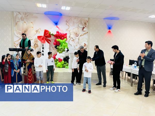 برگزاری جشنی برای معلولان، پاک‌ترین مخلوقات خدا در آشخانه 