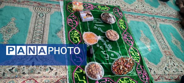 برگزاری مراسم سهشنبههای مهدوی در مدرسه فروغ رضوان