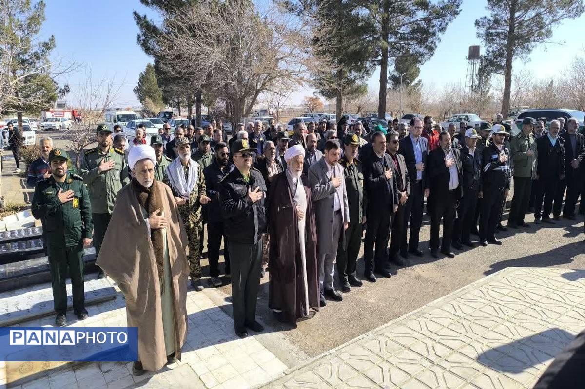 تجدید میثاق با شهدا در گناباد