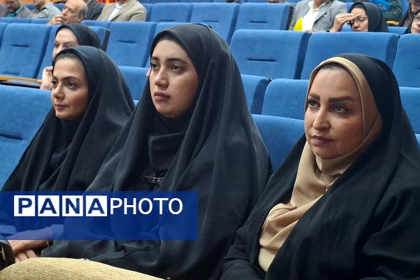 نشست فصلی مدیران شهرستان قرچک