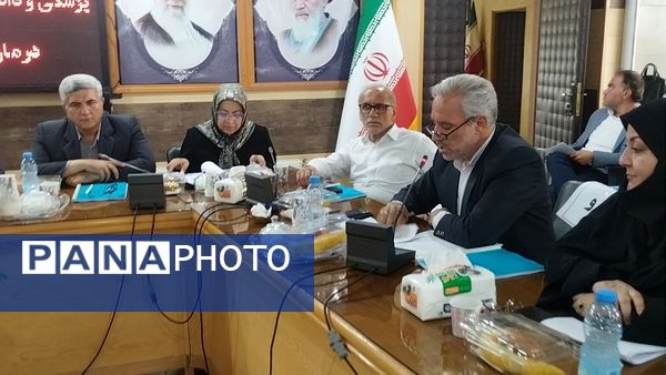 حضور معاونان وزارت بهداشت و مسئولان کشوری در شهرستان قروه