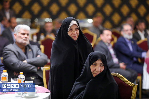 گردهمایی ورزشکاران در پویش ملی «به‌ساز مدرسه بساز مدرسه»