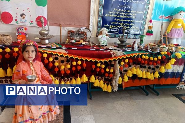 نمایشگاه صنایع دستی و جشنواره غذاهای سنتی به‌مناسبت دهه فجر 