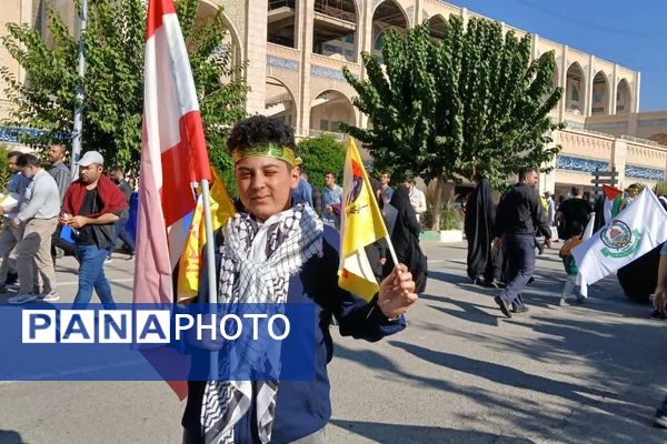 برگزاری نماز جمعه نصر به امامت رهبر معظم انقلاب اسلامی 