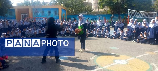  مسابقات ورزشی درون مدرسه‌ای به مناسبت هفته سلامت روان 