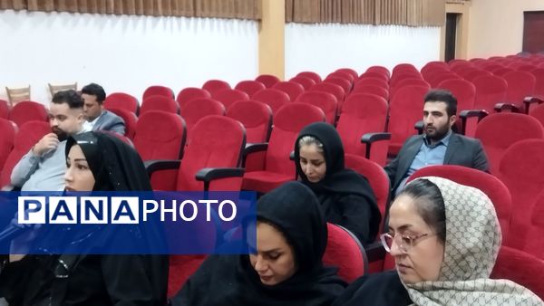 نشست خبری هفته دولت فرماندار اسکو