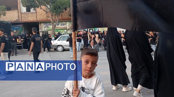 عزاداری کودکان به عشق امام حسین (ع) 