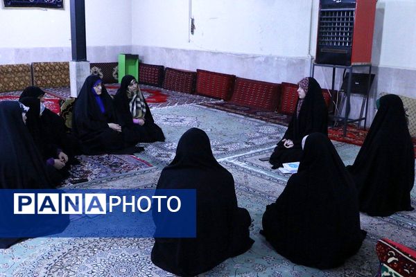 شبِ خلوتِ دل‌ها، آغاز اعتکاف دانش‌آموزی صفادشت در مسجد اباصالح الهمدی