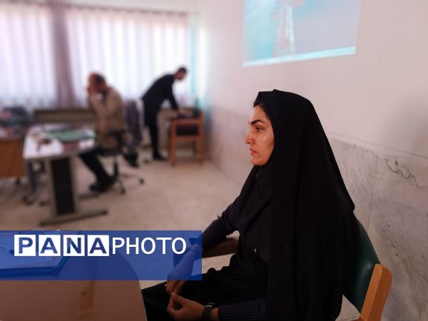 برگزاری دوره آموزشی محیط زیست ویژه مدیران و مراقبان سلامت فارسان