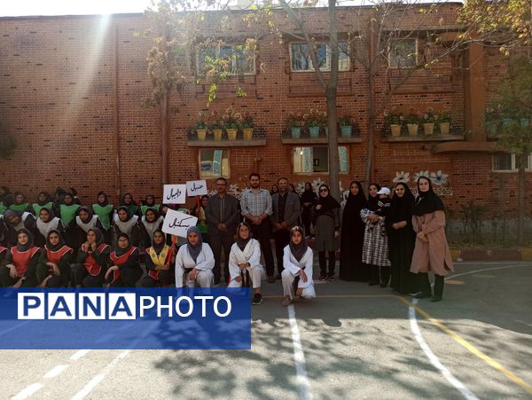 المپیاد ورزشی درون مدرسه ای در دبیرستان دخترانه ۱۳ آبان