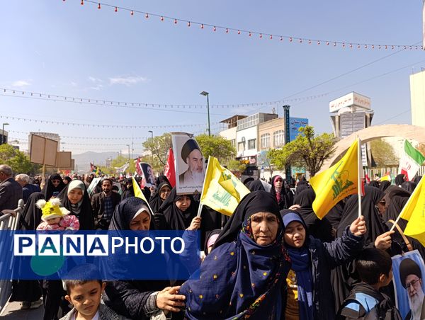 شرکت با شکوه مردم مشهد در راهپیمایی روز جهانی قدس