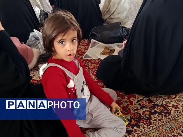 حضور کودکان در نماز جمعه کاشمر 